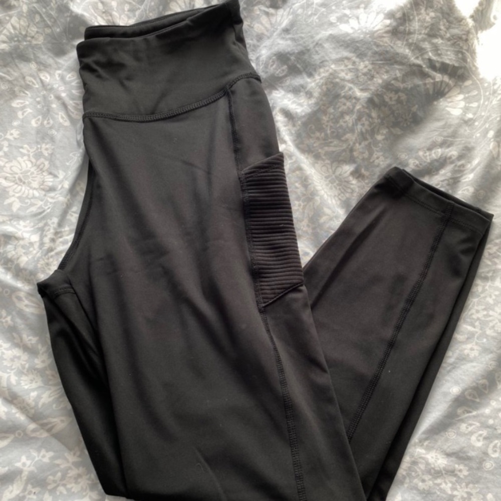 High Waist Pocket Leggings Size L